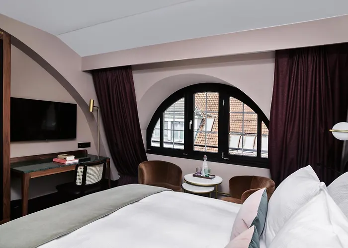 Отель Sorell Boutique-hotel Seidenhof 4*