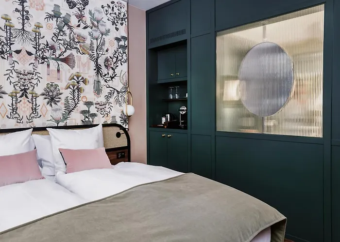 Отель Sorell Boutique-hotel Seidenhof 4*